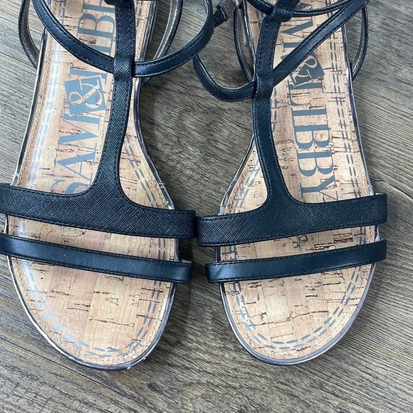 Sam & Libby Women’s a black Gladiator Sandal, size 7 - Picture 3 of 9